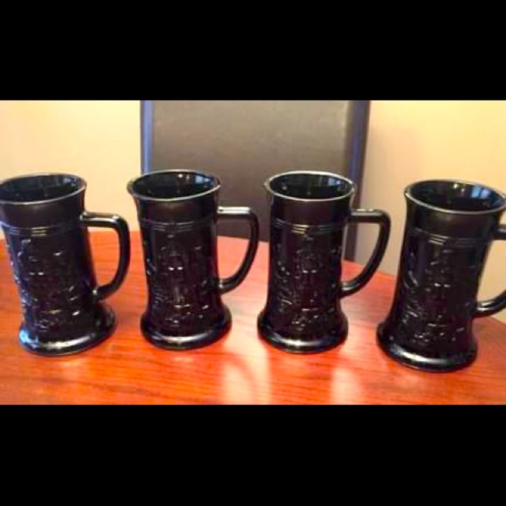 Tiara Black Beer Mugs